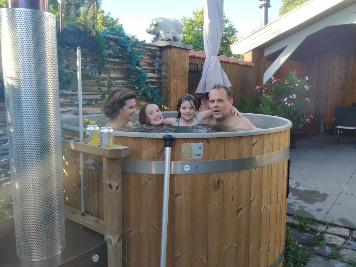 Chalet "Het Biggetje" Hottub - Sauna Volkel Exteriér fotografie
